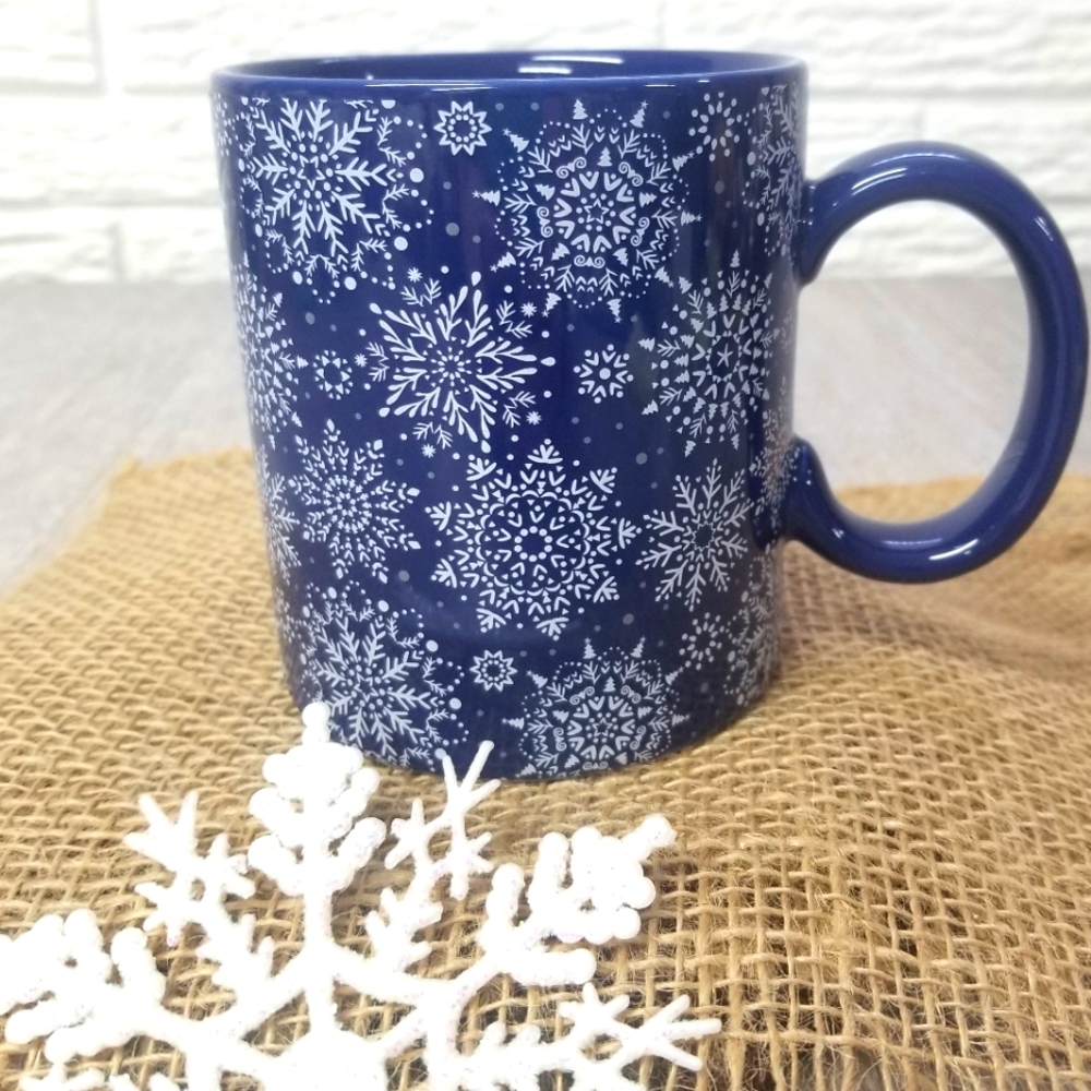 Chic & Tonic Snowflake Mug